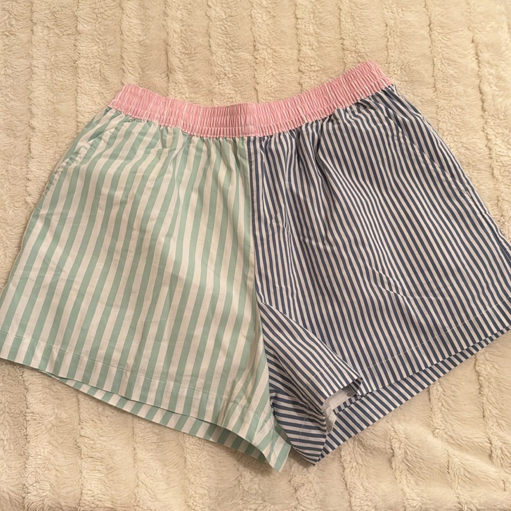 Hollister tricoloured striped boxer shorts